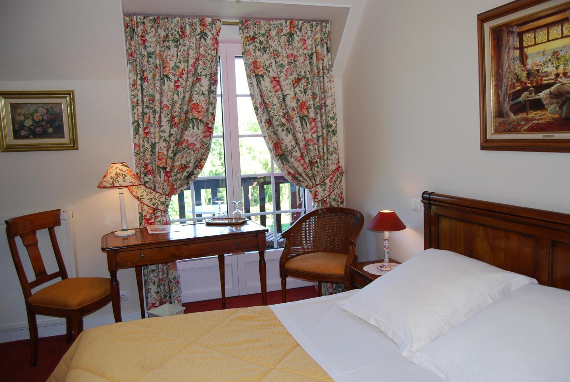 Hostellerie De La Motte Jean Saint-Coulomb Eksteriør billede