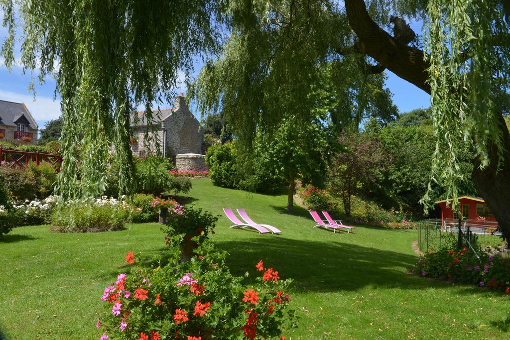 Hostellerie De La Motte Jean Saint-Coulomb Eksteriør billede